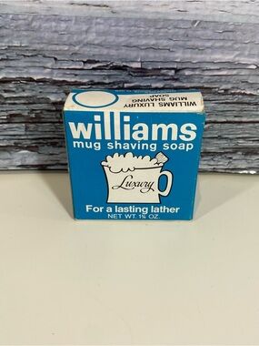 Williams Luxury Mug Shaving Soap Vintage Blue Box 1.75 Oz NOS